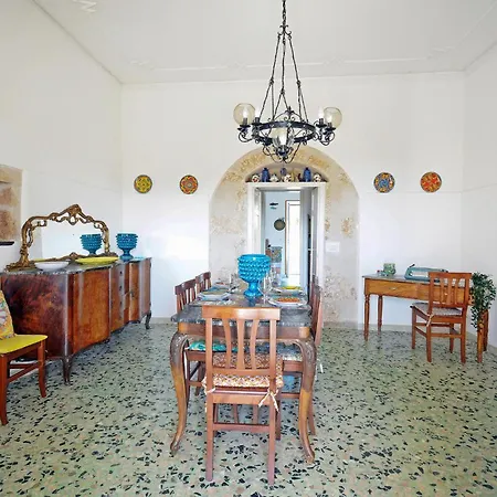 Feriehus Awesome In Cava Daliga With Kitchen *