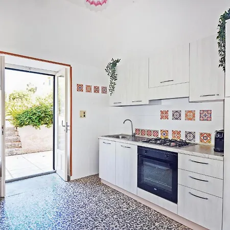 Feriehus Awesome In Cava Daliga With Kitchen *